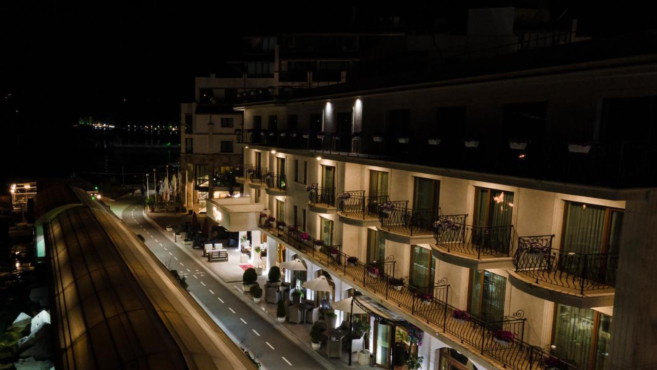Hotel Mistral Balchik Exterior photo