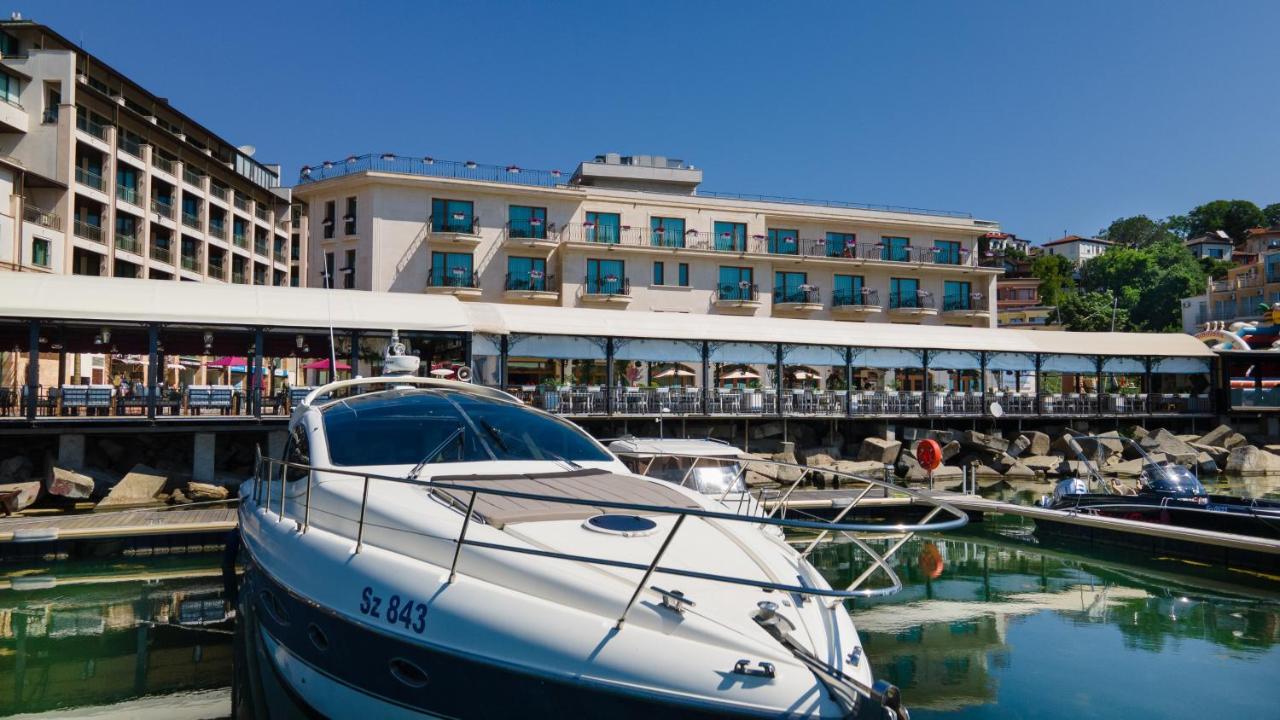 Hotel Mistral Balchik Exterior photo